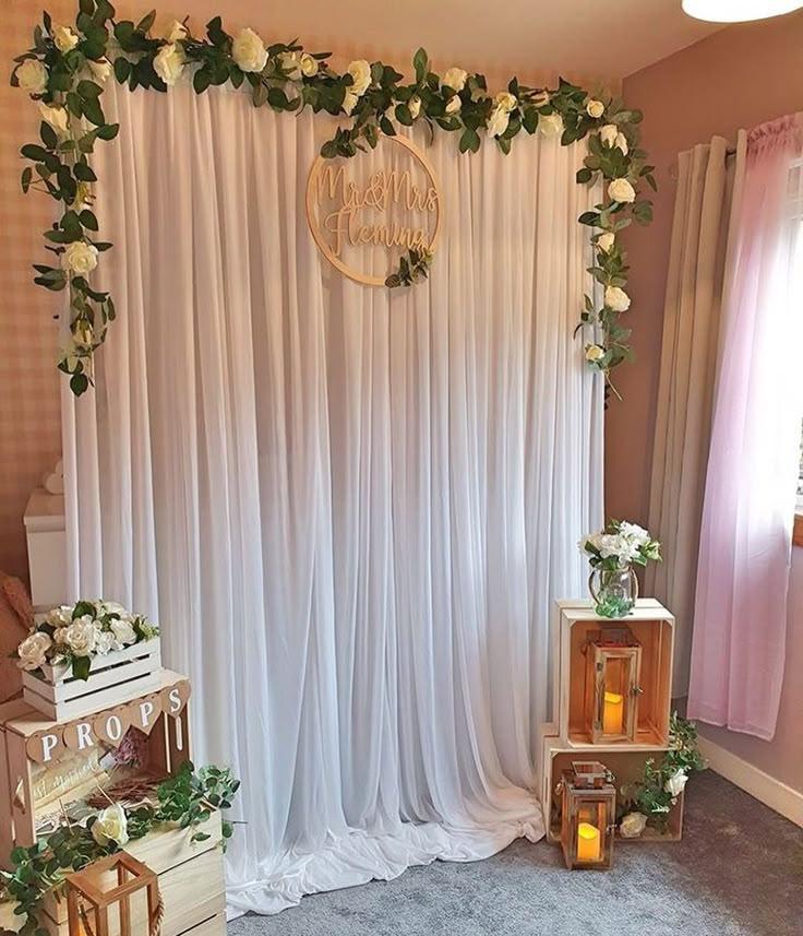DIY wedding photo booth backdrop