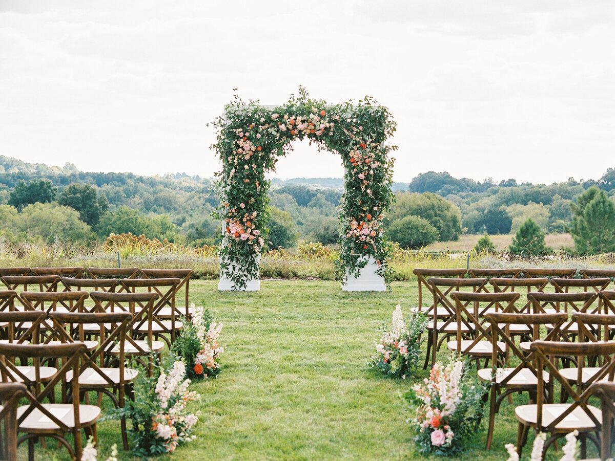 Country wedding ceremony arch
