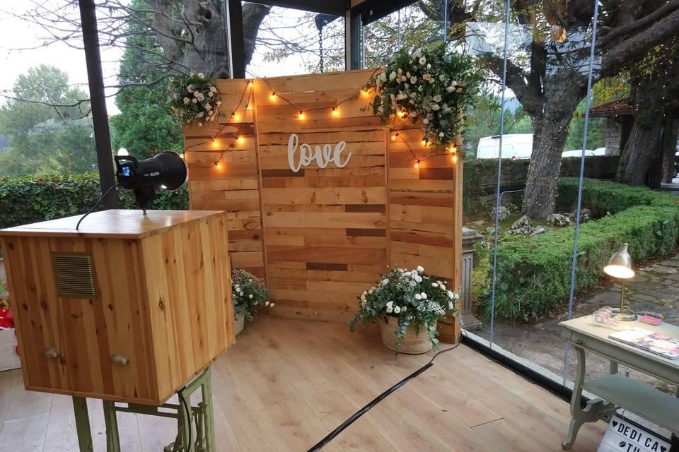 Country wedding photo booth