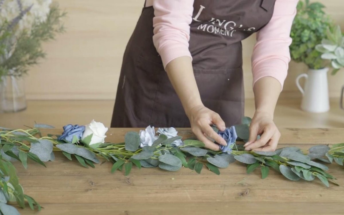 Wedding flower garland decoration