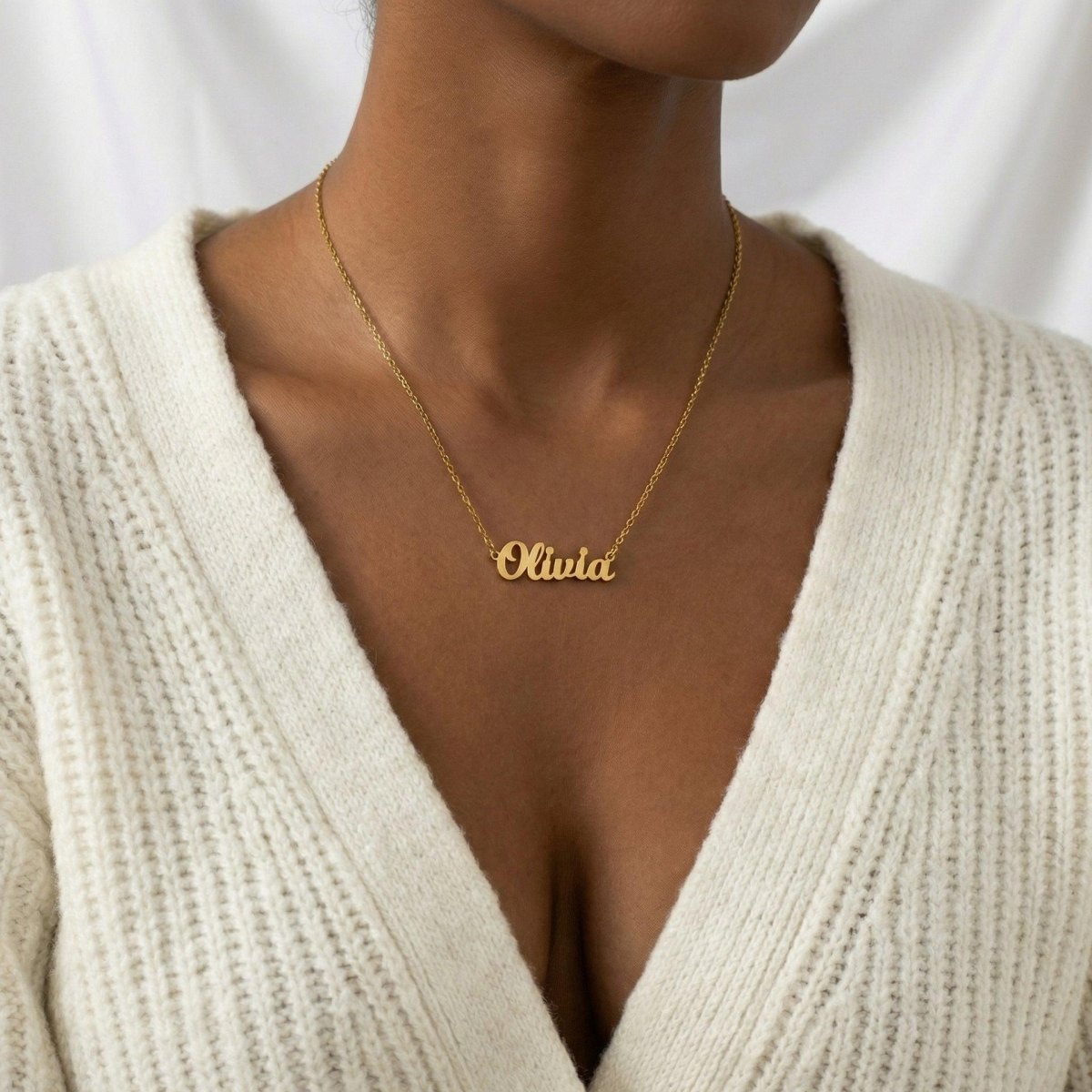 Customized name necklace bridesmaid gift