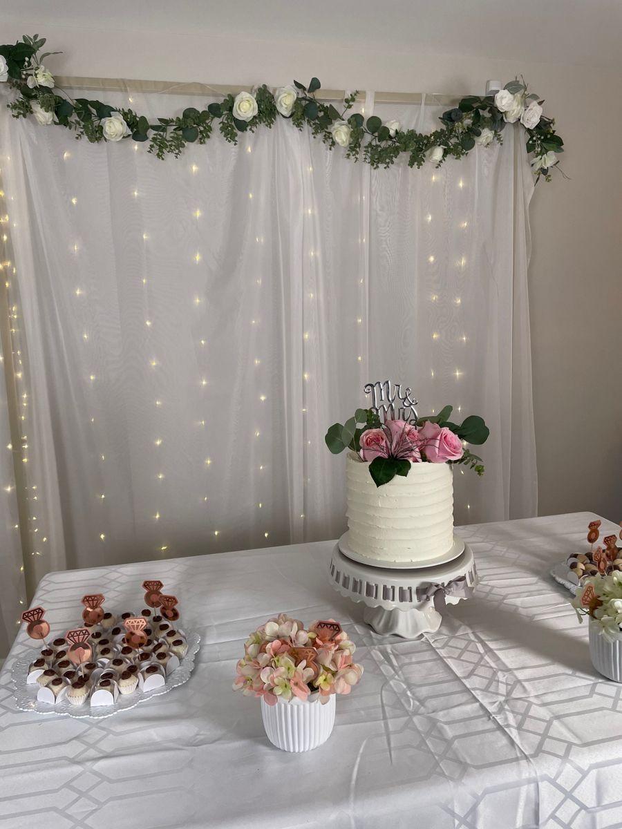 DIY decorated wedding cake table