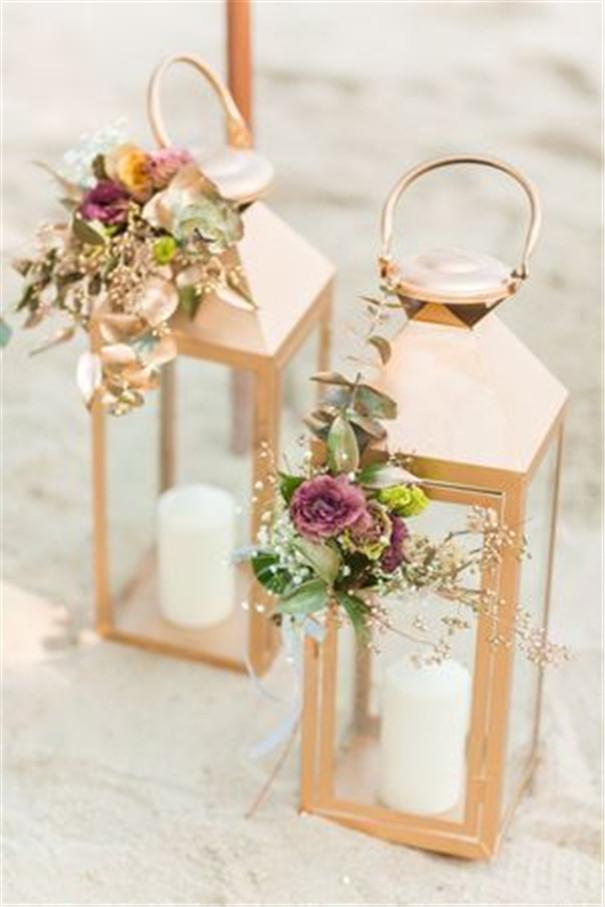 DIY wedding lantern decor