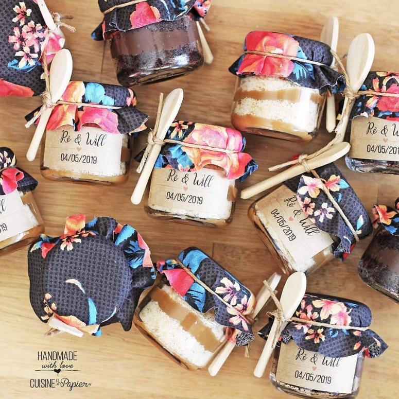 Handmade wedding favors on reception table