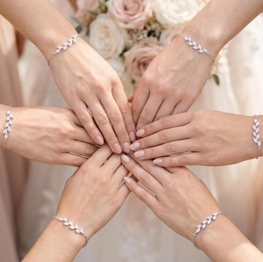 Matching bracelet set